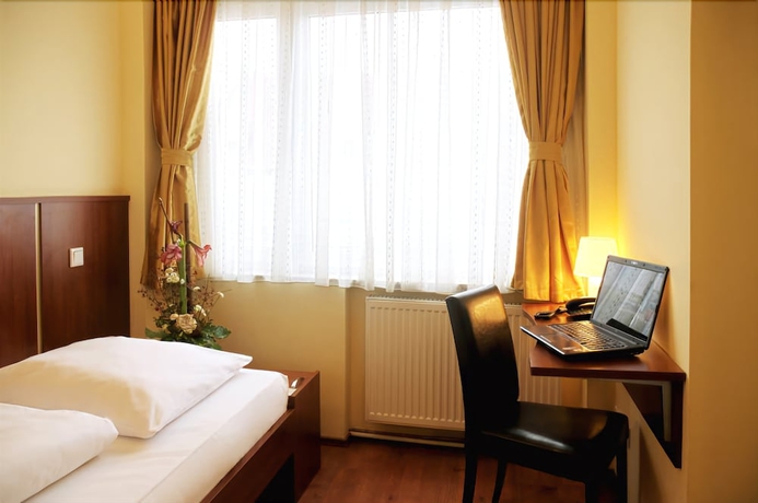 Imagen de la habitación del Hotel Atlas City. Foto 8