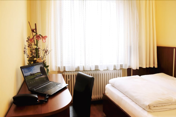 Imagen de la habitación del Hotel Atlas City. Foto 9