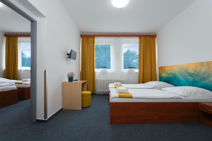 Imagen de la habitación del Hotel Atlas Garni. Foto 7