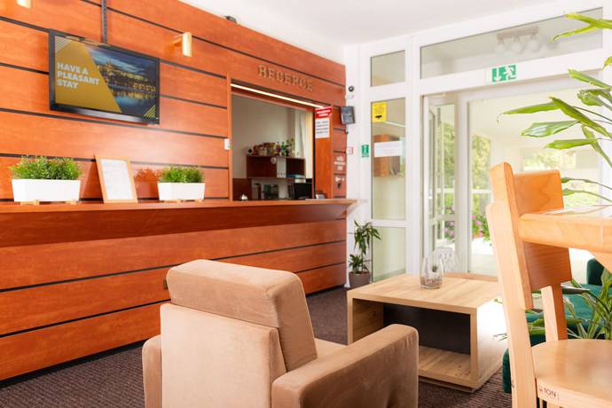 Imagen de los interiores del Hotel Atlas Garni. Foto 16