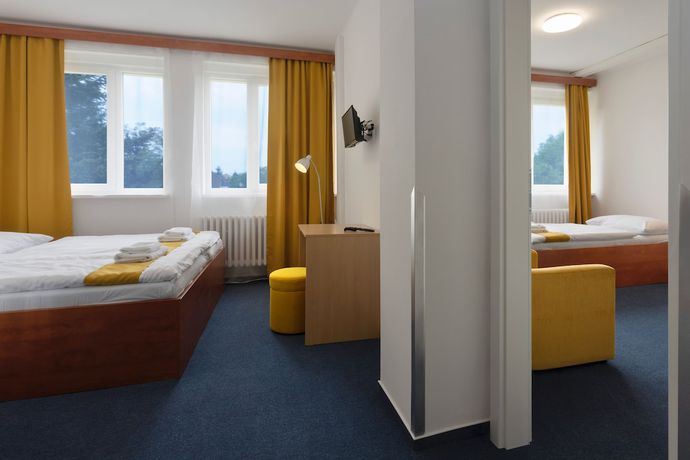Imagen de la habitación del Hotel Atlas Garni. Foto 12