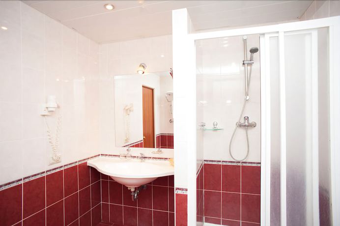 Imagen de la habitación del Hotel Atlas Park. Foto 18