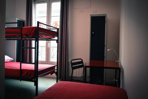 Imagen de la habitación del Hotel Atlas, Parque de la Villete. Foto 16