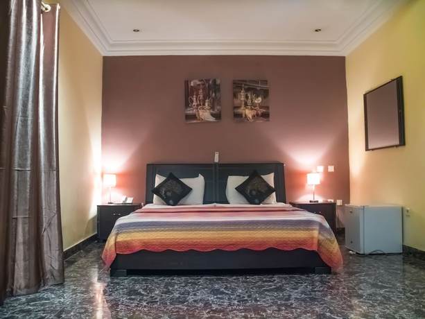 Imagen de la habitación del Hotel Atlas, Pointe-Noire. Foto 7