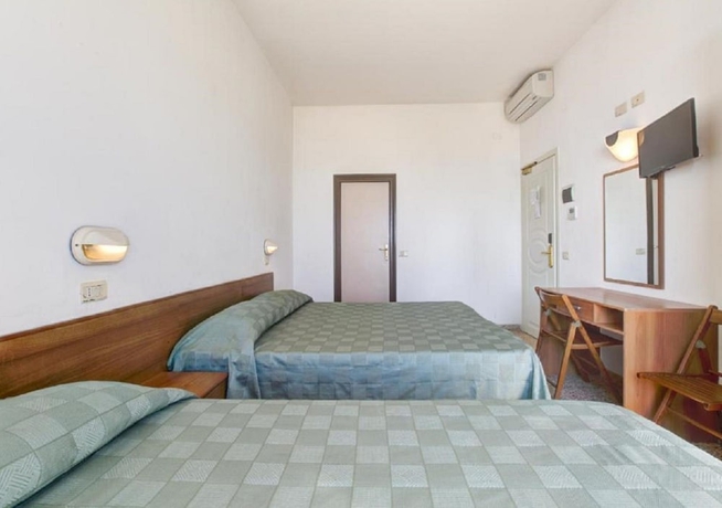 Imagen de la habitación del Hotel Atlas, Rimini. Foto 5