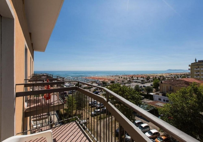 Imagen de la habitación del Hotel Atlas, Rimini. Foto 6