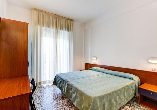 Imagen de la habitación del Hotel Atlas, Rimini. Foto 7