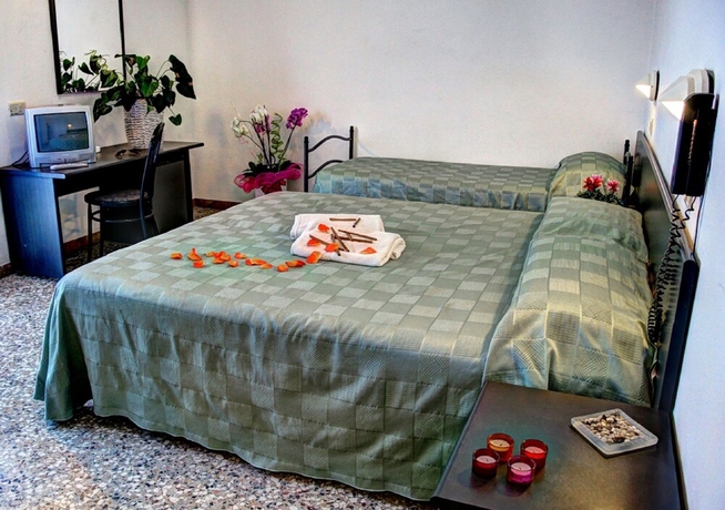 Imagen de la habitación del Hotel Atlas, Rimini. Foto 11