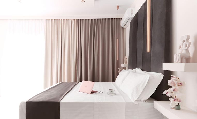 Imagen de la habitación del Hotel Atlas Suites. Foto 2