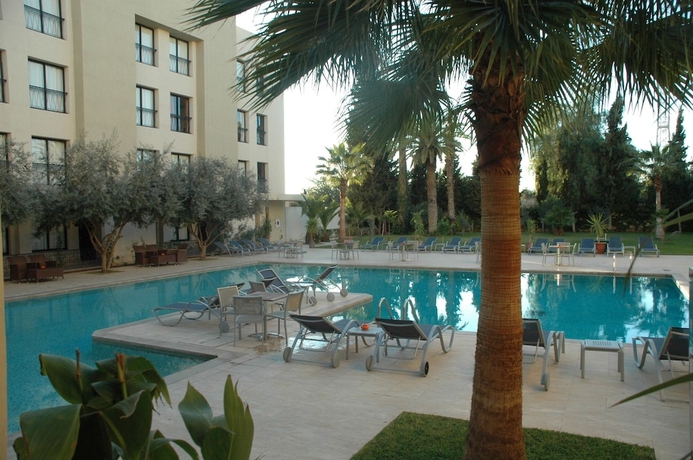 Imagen de la piscina del Hotel Atlas Terminus and Spa. Foto 16