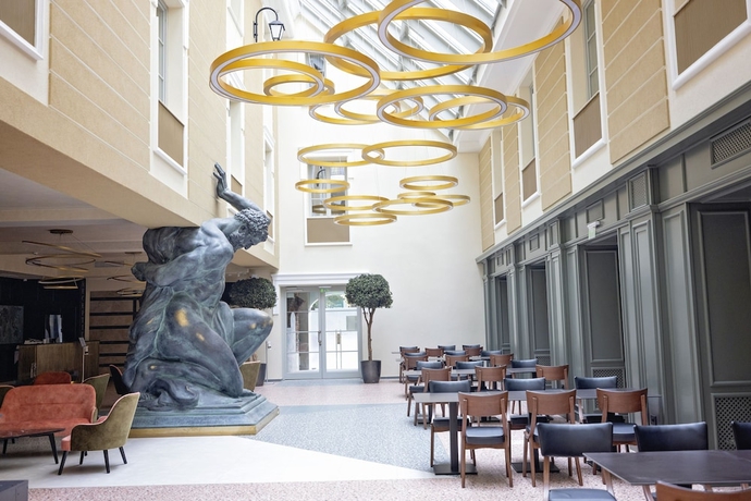 Imagen de los interiores del Hotel Atlas, Timisoara. Foto 18