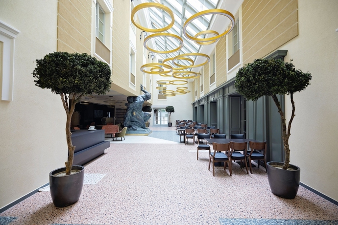 Imagen de los interiores del Hotel Atlas, Timisoara. Foto 19