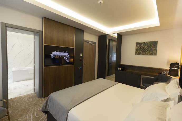 Imagen de la habitación del Hotel Atlas, Timisoara. Foto 1