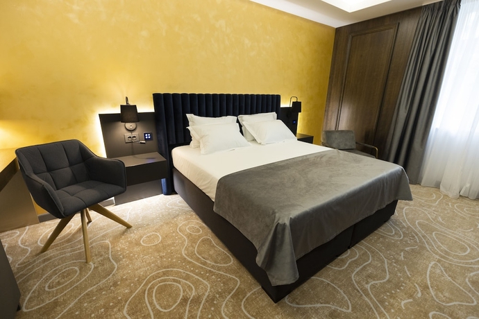 Imagen de la habitación del Hotel Atlas, Timisoara. Foto 12