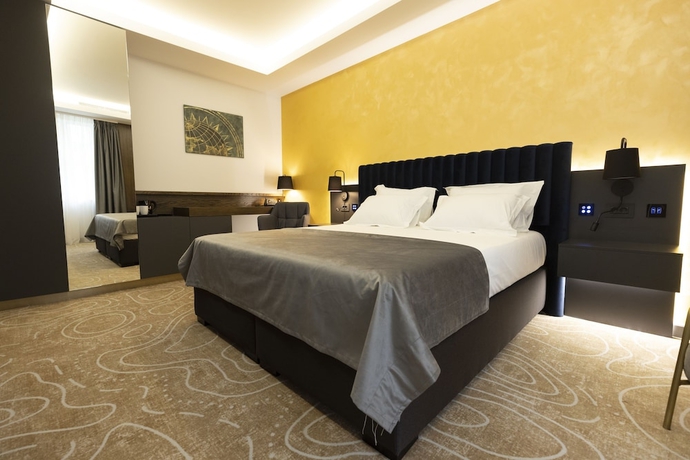 Imagen de la habitación del Hotel Atlas, Timisoara. Foto 13