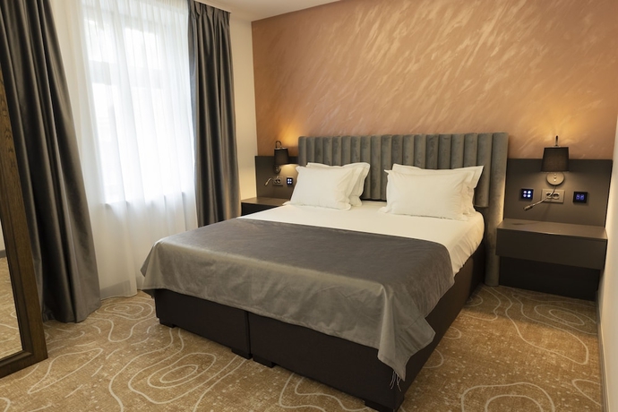 Imagen de la habitación del Hotel Atlas, Timisoara. Foto 17