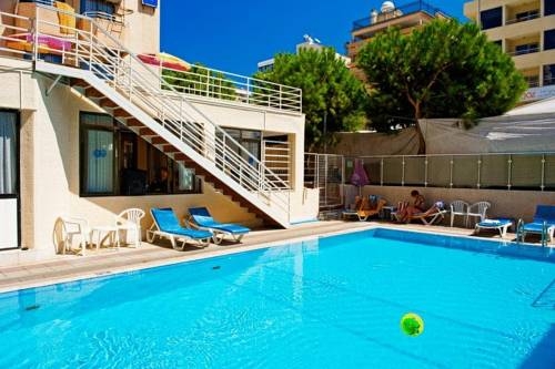 Imagen general del Hotel Atli. Foto 1
