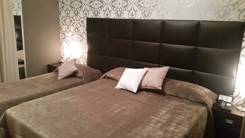 Imagen de la habitación del Hotel Atmosfere. Foto 13