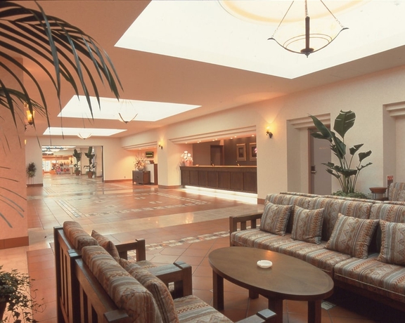 Imagen de los interiores del Hotel Atoll Emerald Miyakojima. Foto 14