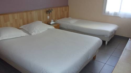 Imagen de la habitación del Hotel Atoll. Foto 14