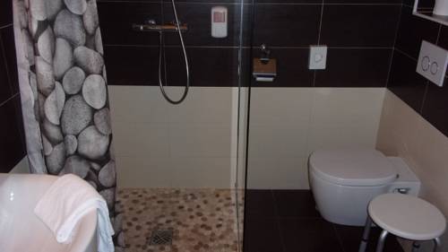 Imagen de la habitación del Hotel Atoll, FR&Eacute;JUS. Foto 15