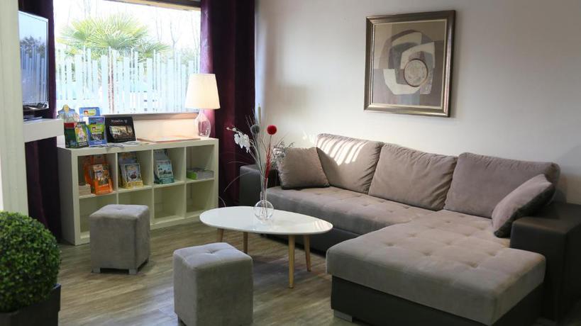 Imagen general del Hotel Atoll Logis Angers. Foto 12