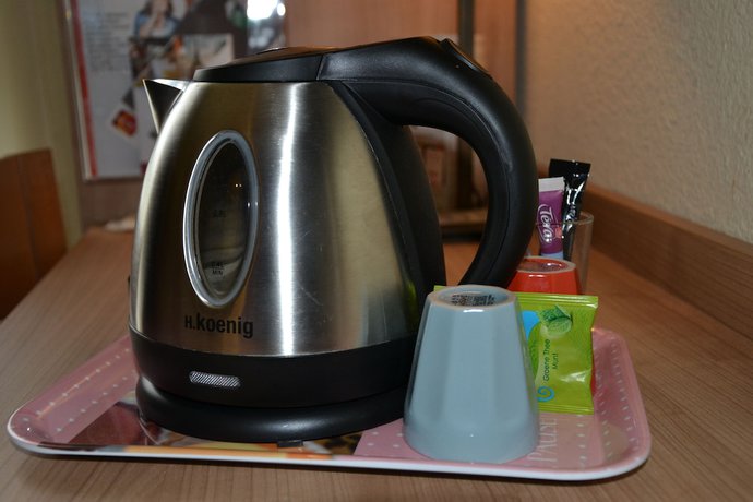 Imagen de la habitación del Hotel Atoll, NIORT. Foto 3