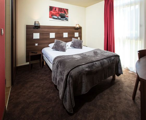 Imagen de la habitación del Hotel Atoll, NIORT. Foto 13