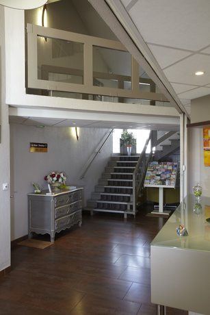 Imagen de los interiores del Hotel Atoll, NIORT. Foto 20