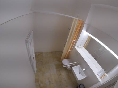 Imagen de la habitación del Hotel Aton. Foto 8