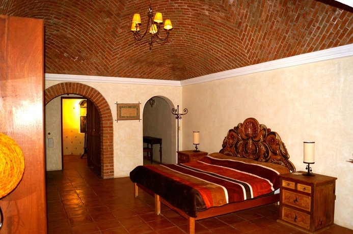 Imagen de la habitación del Hotel Atotonilco El Viejo. Foto 7