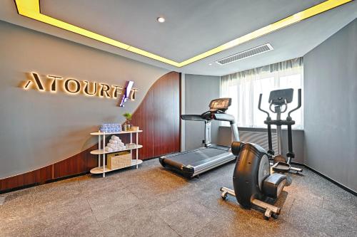 Imagen de los interiores del Hotel Atour Beijing Liuli Bridge West Station. Foto 9