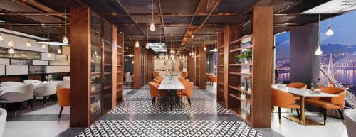 Imagen general del Hotel Atour Chongqing Jiefangbei Raffles City Riverview. Foto 8