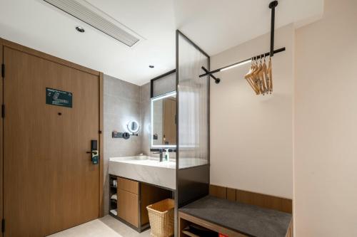 Imagen de la habitación del Hotel Atour Fuzhou Jinshan Aegean Sea. Foto 20