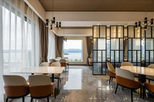 Imagen general del Hotel Atour Hangzhou Qiandao Lake Central Dock. Foto 2