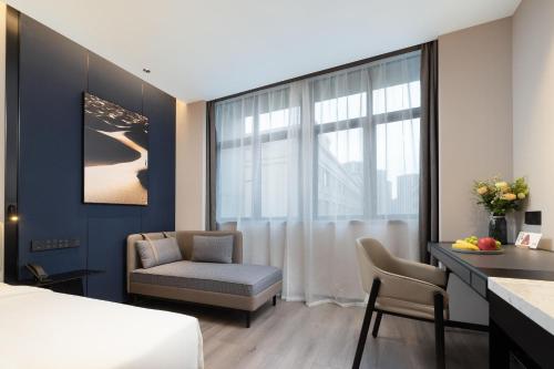 Imagen de la habitación del Hotel Atour Hangzhou Xintiandi Zhongda Intime. Foto 10