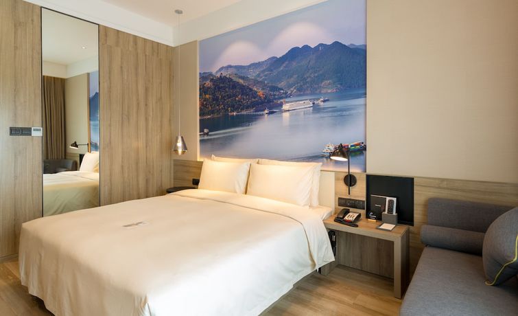 Imagen de los interiores del Hotel Atour Hotel Chongqing Hongyadong Riverview. Foto 20