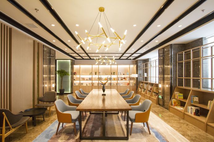 Imagen de los interiores del Hotel Atour Hotel Hunnan Olympic Center Shenyang. Foto 6
