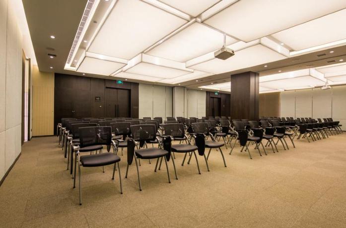 Imagen de los interiores del Hotel Atour Hotel Yuquan. Foto 17