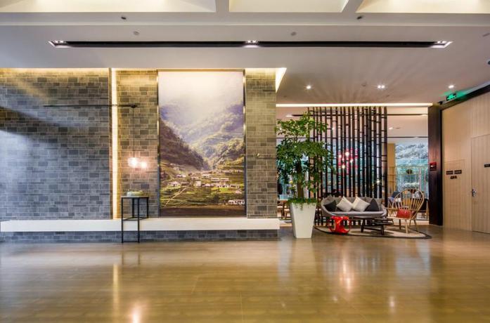 Imagen de los interiores del Hotel Atour Hotel Yuquan. Foto 19