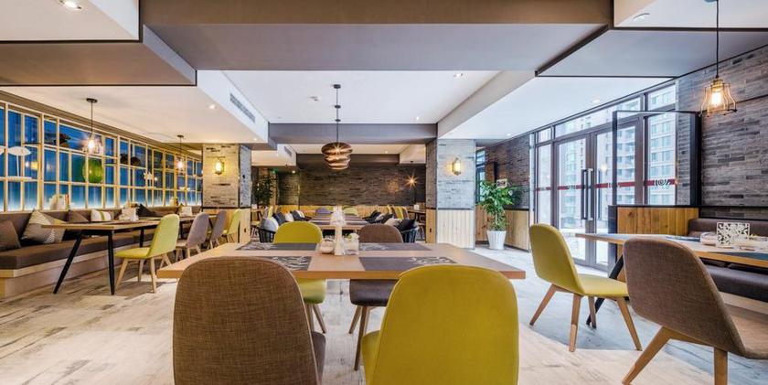 Imagen del bar/restaurante del Hotel Atour Hotel Yuquan. Foto 2