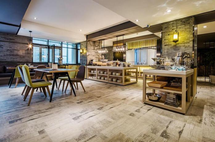 Imagen del bar/restaurante del Hotel Atour Hotel Yuquan. Foto 3