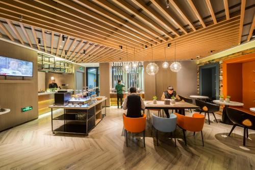 Imagen del bar/restaurante del Hotel Atour Light Harbin Central Street. Foto 5