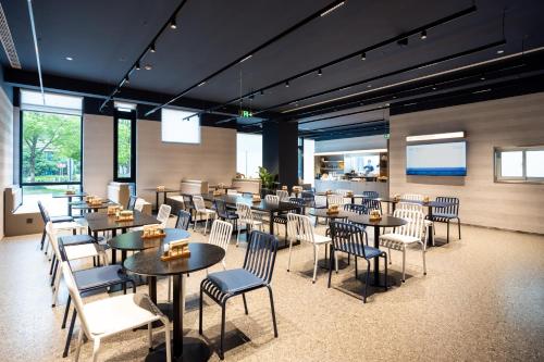 Imagen general del Hotel Atour Light Hotel Shanghai Daning International Shibei High-tech Park. Foto 10