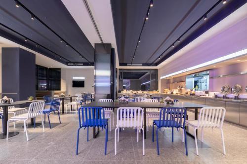 Imagen del bar/restaurante del Hotel Atour Light Wuhan Wanxiang City Xinhua Road. Foto 8