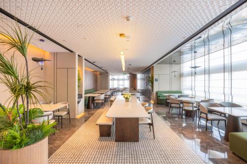 Imagen general del Hotel Atour Luzhou Finance Centre. Foto 4