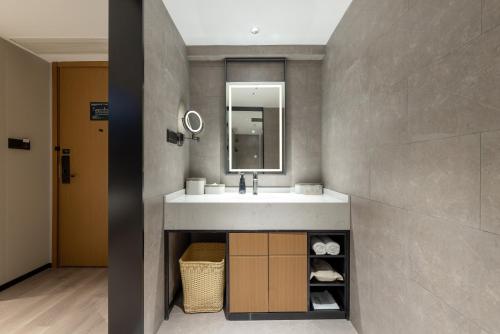 Imagen general del Hotel Atour Nantong Haimen Wenfeng Dashijie. Foto 10