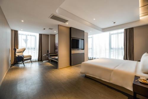 Imagen de la habitación del Hotel Atour Ningbo Bund Road Jinxintiandi. Foto 5