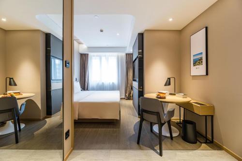 Imagen de la habitación del Hotel Atour Ningbo Bund Road Jinxintiandi. Foto 20