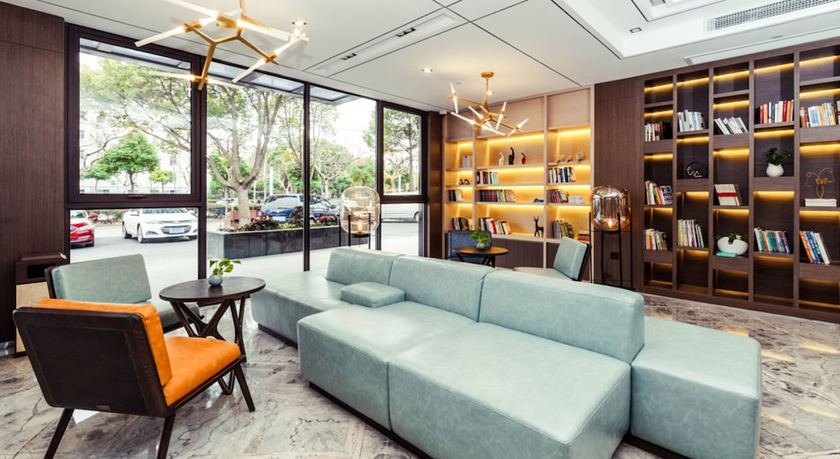 Imagen de los interiores del Hotel Atour Pudong Airport. Foto 8